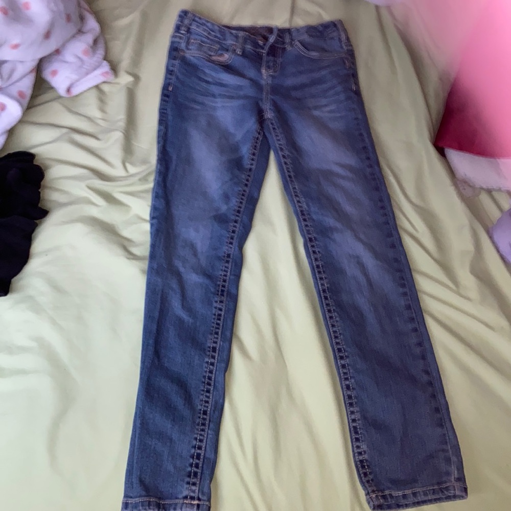 15$ for each jeans all for 80$ to 75$please come cash low rise jeans